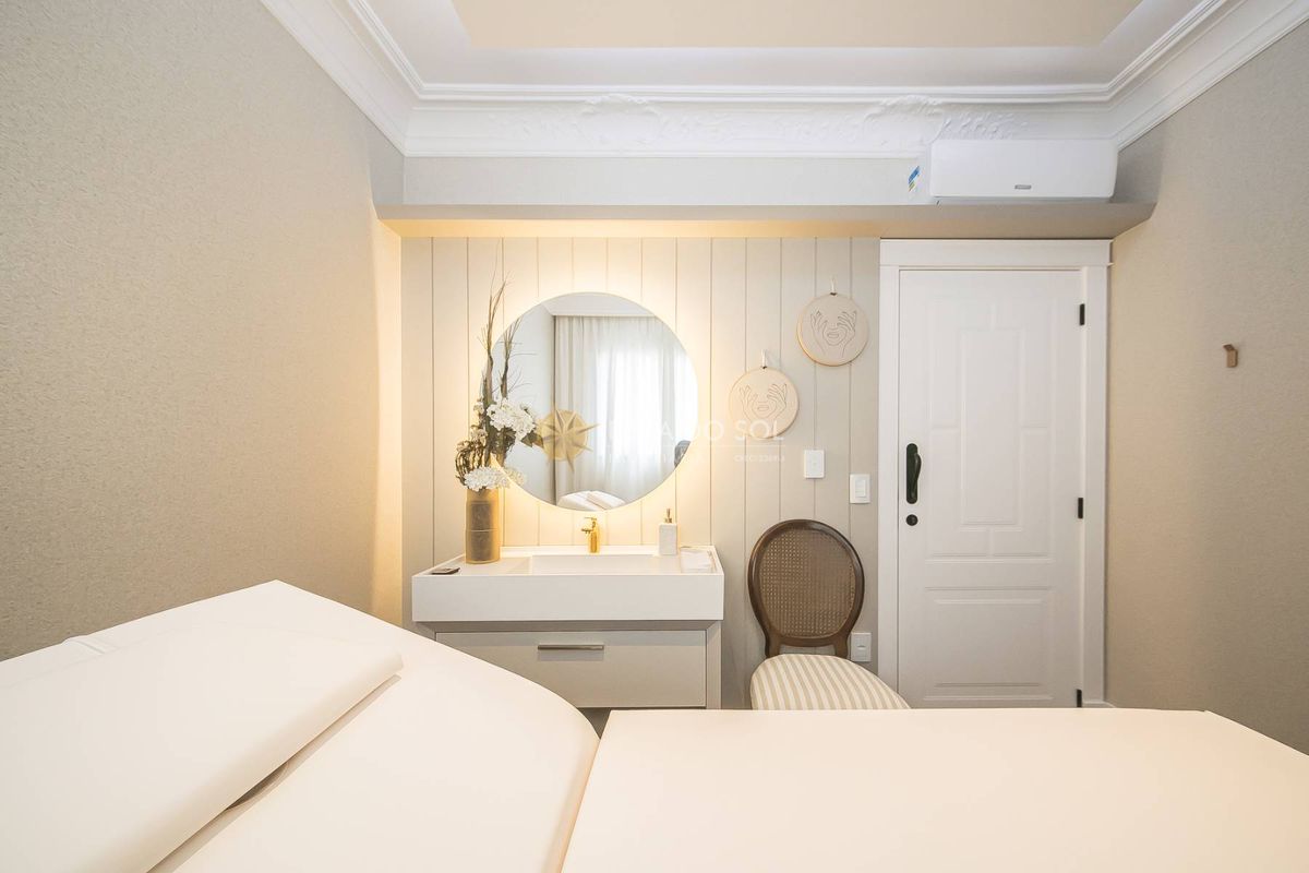 Apartamento 4 Suítes Meia Praia Itapema SC