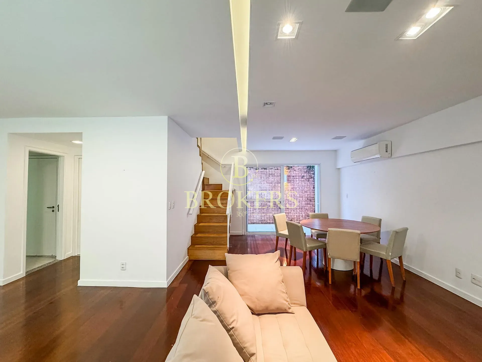 Apartamento à venda, Rua José Linhares - Leblon. Quadra mar, varanda, 3 quartos (2 suítes), área ex — foto 2