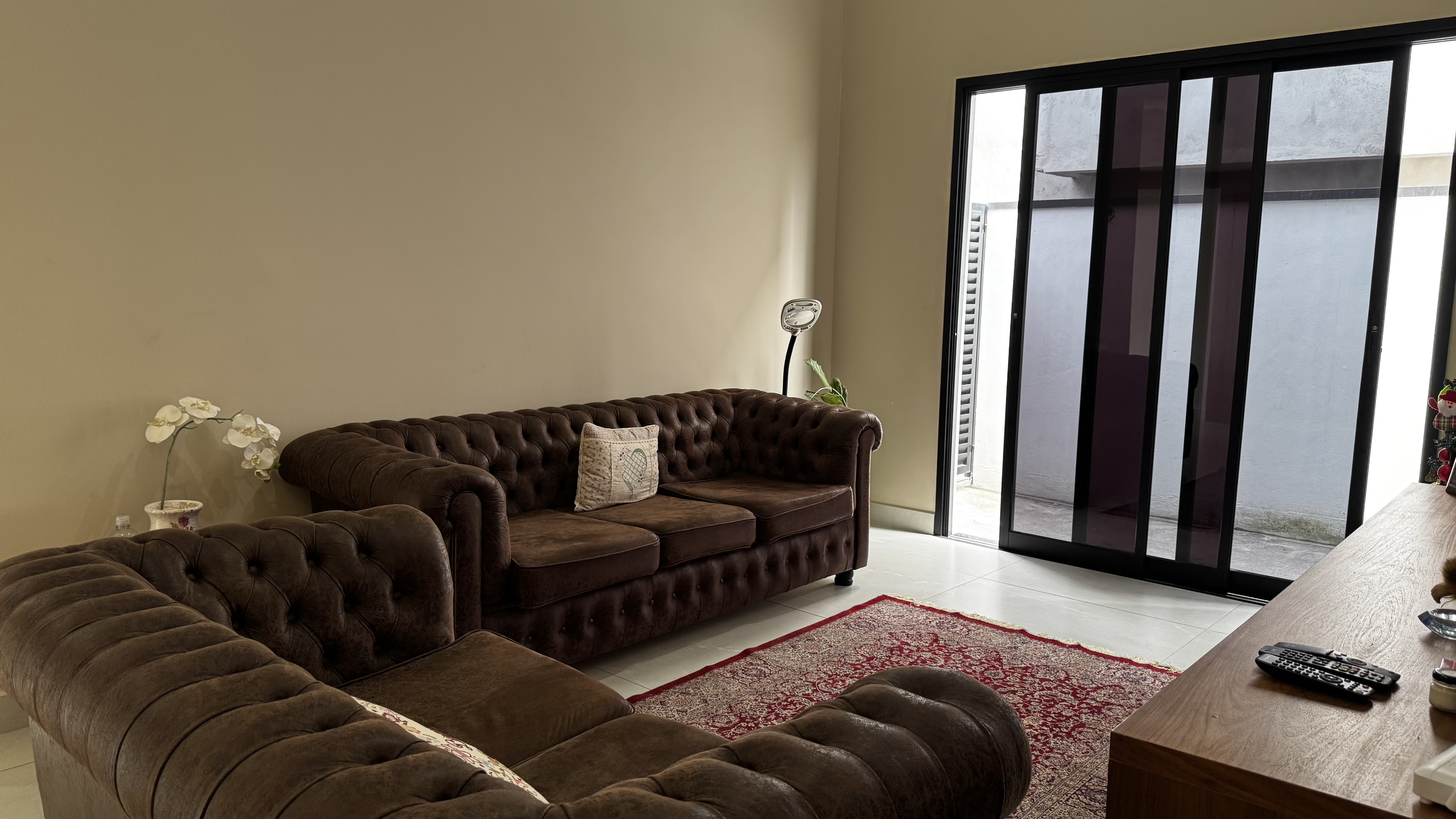 Casa à venda com 3 dormitórios no Condomínio Reserva Bonsucesso em Pindamonhangaba/SP.