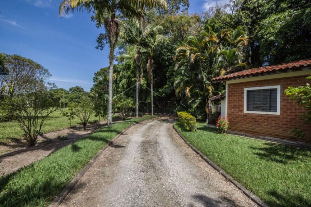 Sítio com 3 quartos, 59.895 m² no bairro Mandú em Pindamonhangaba/SP.