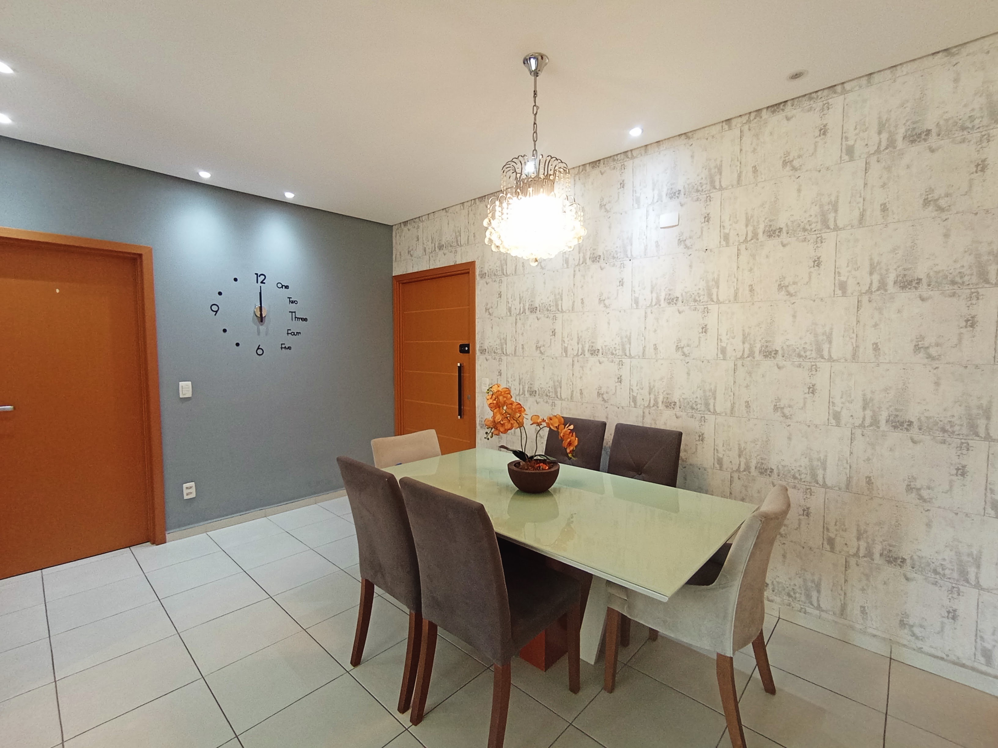 Apartamento à venda com 3 suítes, 114 m² no Condomínio Renaissance em Taubaté/SP.