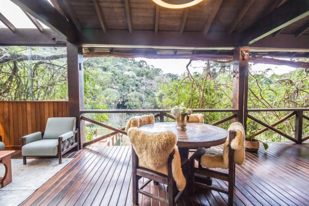 Casa com 3 quartos, 630 m², à venda por R$ 6.500.000- Condomínio Pedra de Fogo - Campos do Jordão/SP