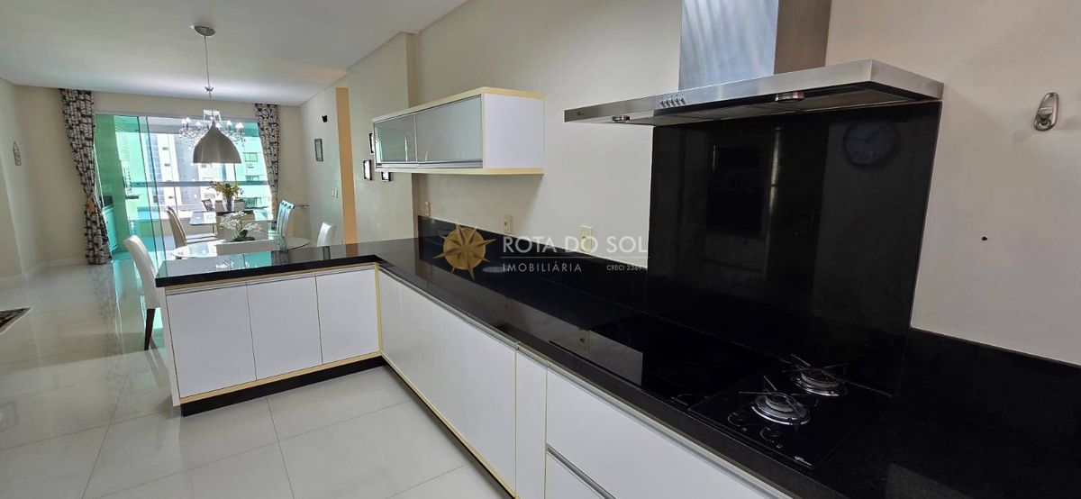 Belle Vie Apartamento 4 Suítes Mobiliado 200 Metros do Mar Meia Praia Itapema Sc