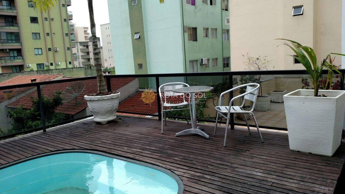 Cistal Mar Apartamento 3 Quartos e Terraço Privativo na Meia Praia