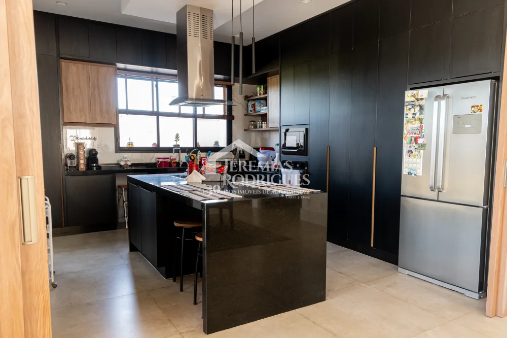 Casa com 4 suítes, 529,3 m² - Condomínio Colonial Village II - Pindamonhangaba/SP