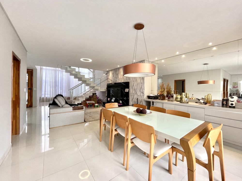 Casa com 4 quartos, 306 m² - Condomínio Ouro Ville - Taubaté/SP