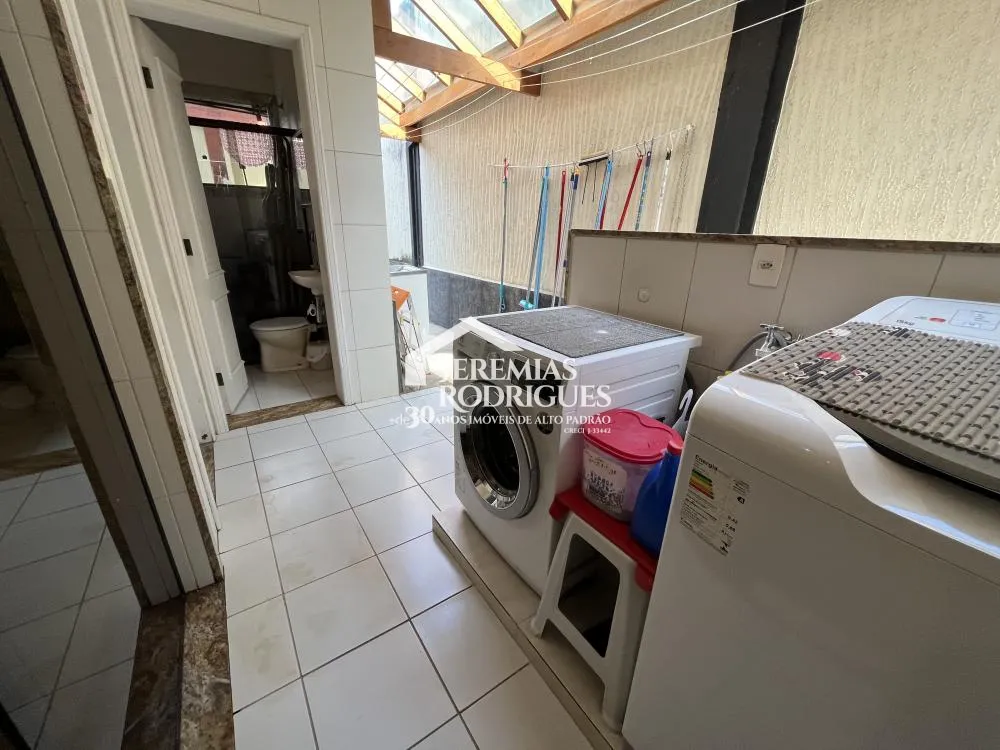 Casa de 419 m² à venda por R$ 1.800.000,00 - Taubaté/SP