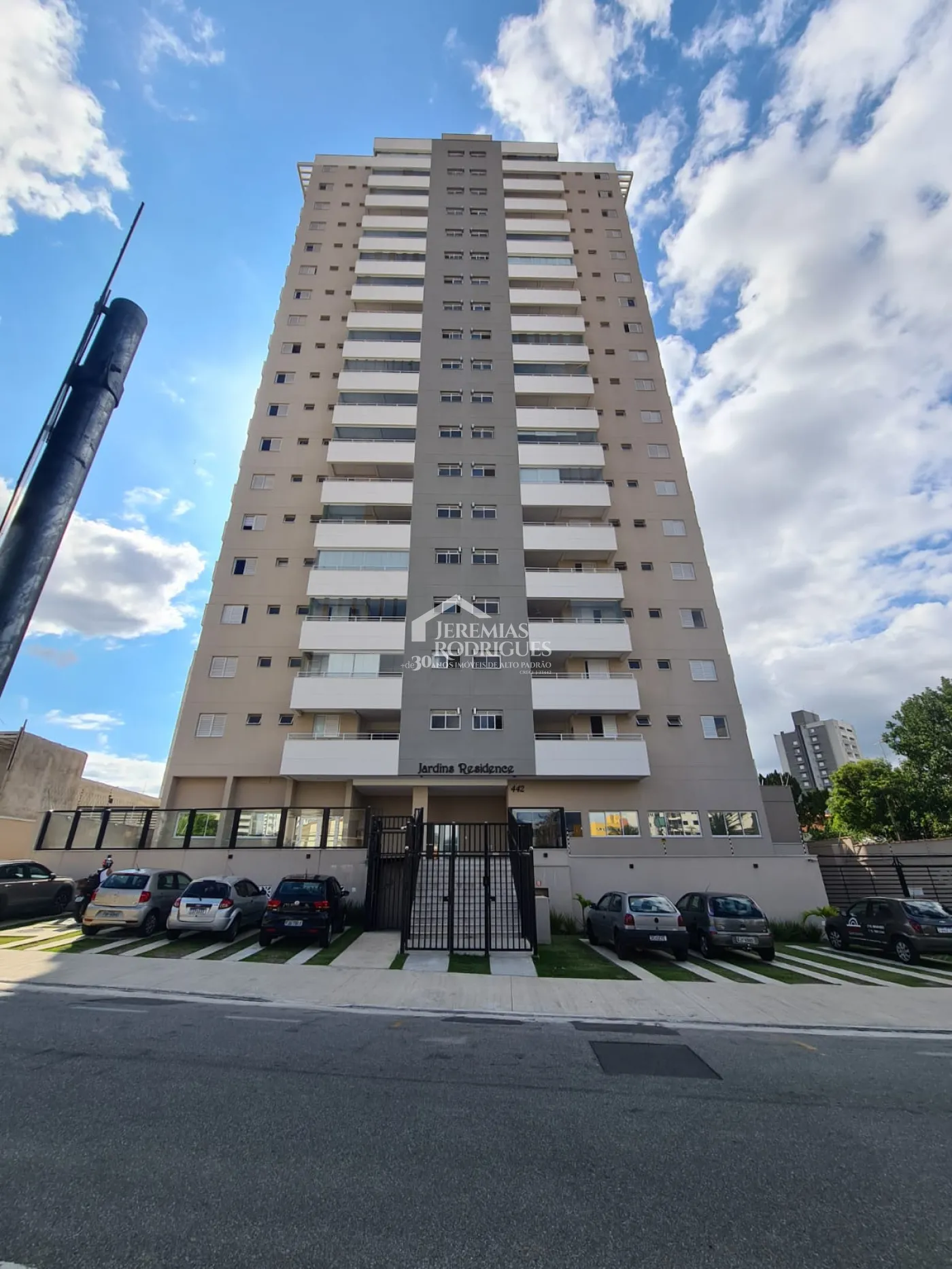 Apartamento com 3 suítes, 130 m² - Edifício Jardins Residence - Taubaté/SP.