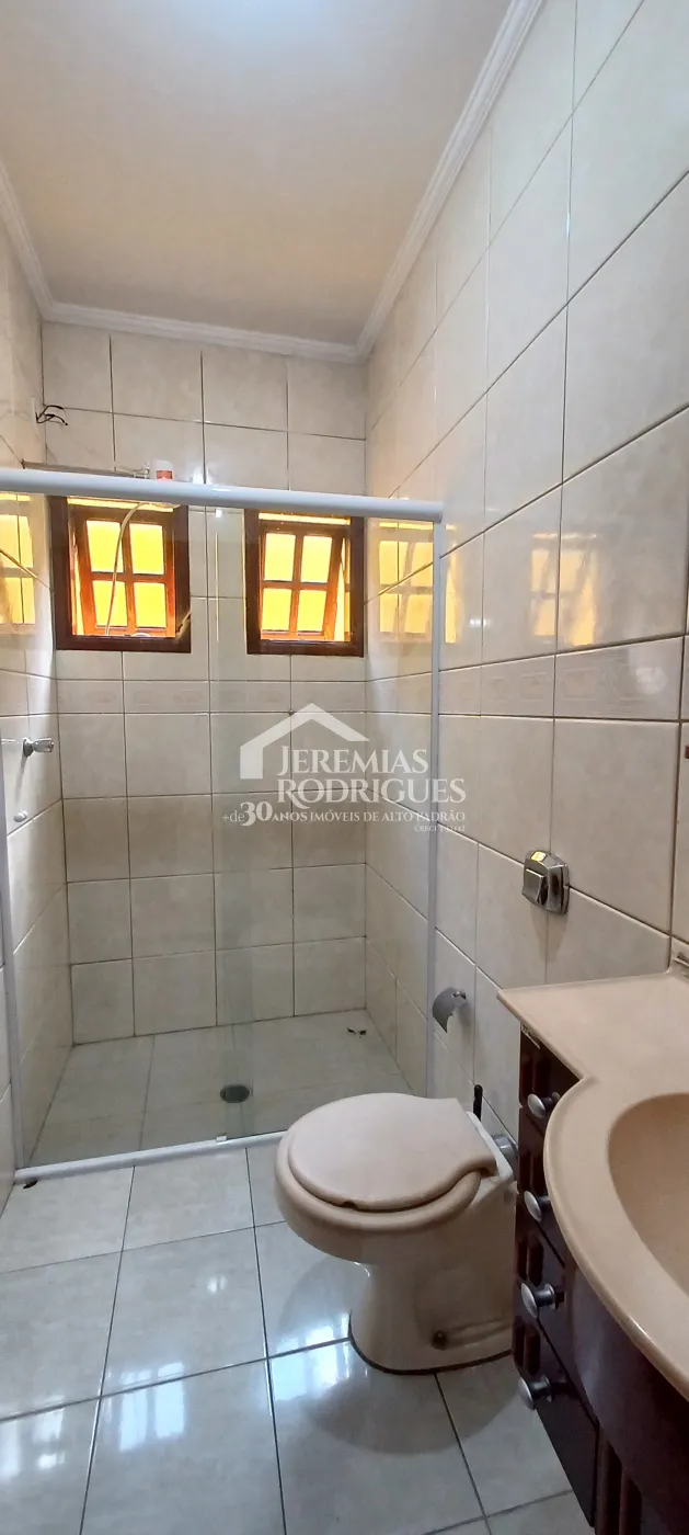 Casa com 4 dormitórios, 250 m² - Vila Rica - Pindamonhangaba/SP