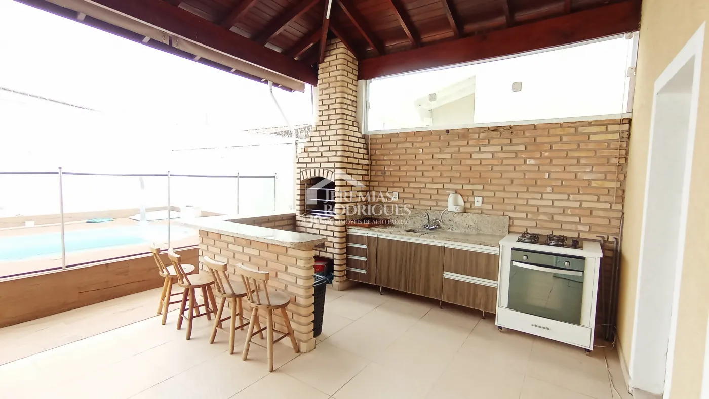 Casa para venda e locação com 4 dormitórios no Condomínio Jatobá em Tremembé/SP.