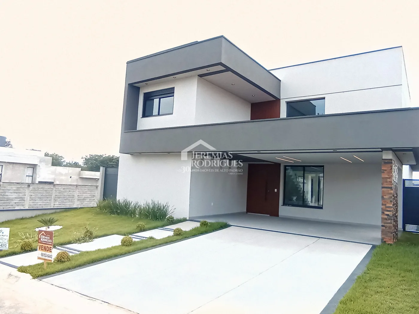 Casa para venda com 4 dormitórios no Condomínio Village Splendore em Pindamonhangaba/SP