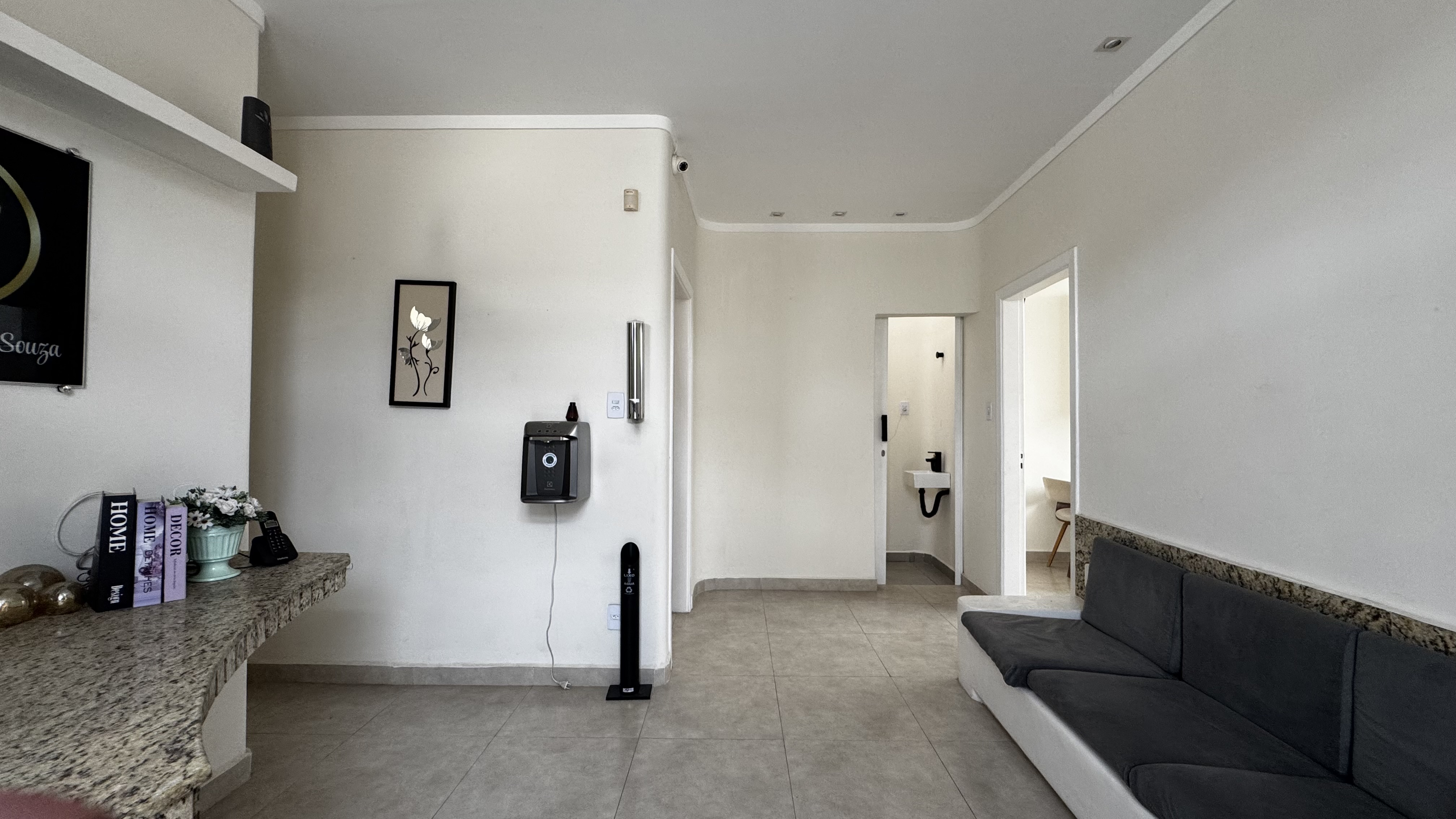 Ponto comercial para venda e locação no Centro em Pindamonhangaba/SP. 