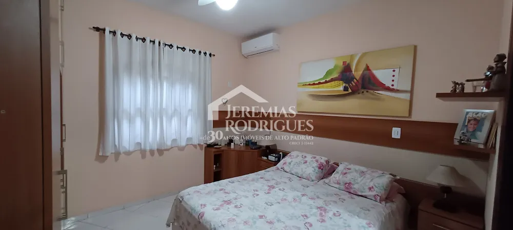 Casa com 3 dormitórios, 233 m² - Santana - Pindamonhangaba/SP