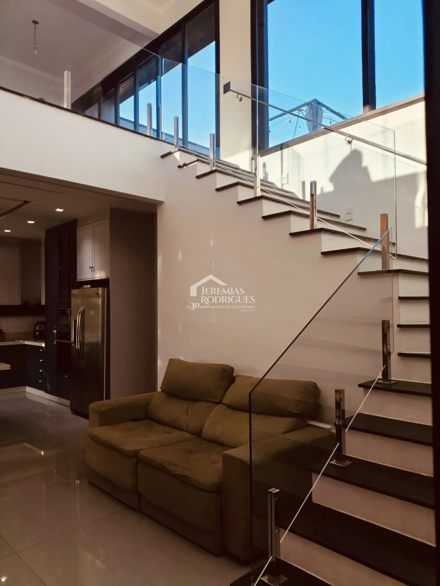 Casa com 3 dormitórios no Condomínio Residencial Verdes Vales em Taubaté/SP.