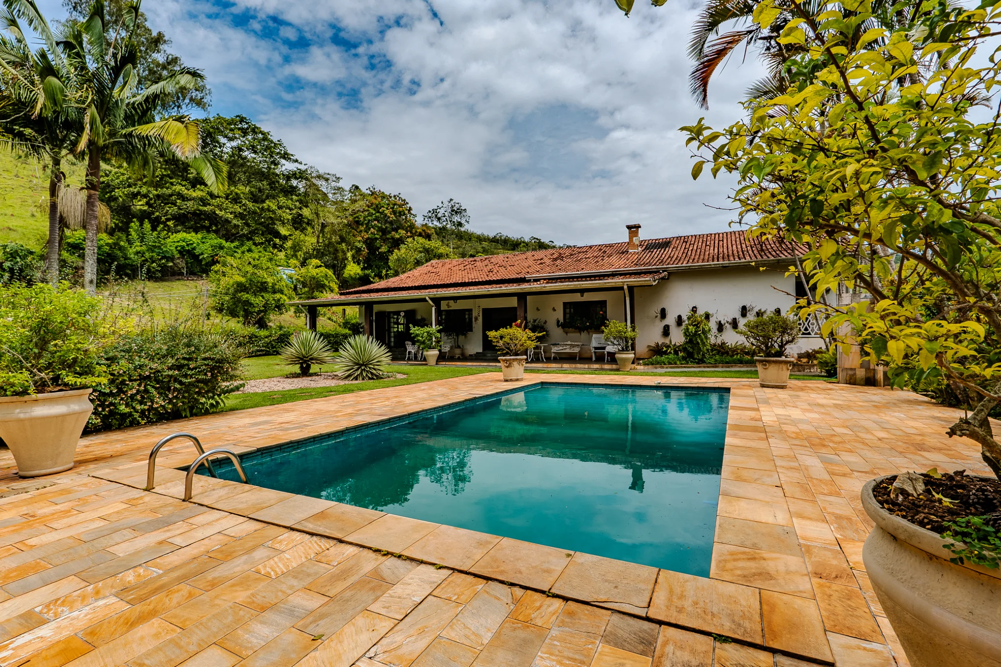 Fazenda à venda com 80 Alqueires em Redenção da Serra/SP. 