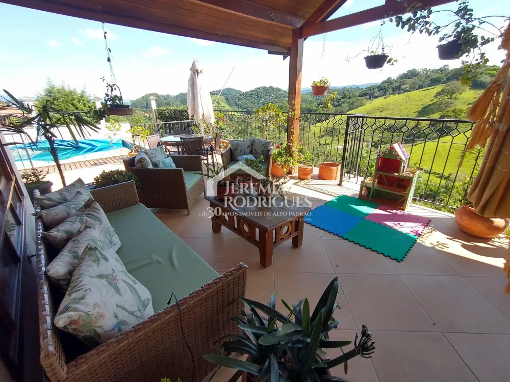 Casa com 4 dormitórios, 277 m² - Santo Antônio do Pinhal/SP