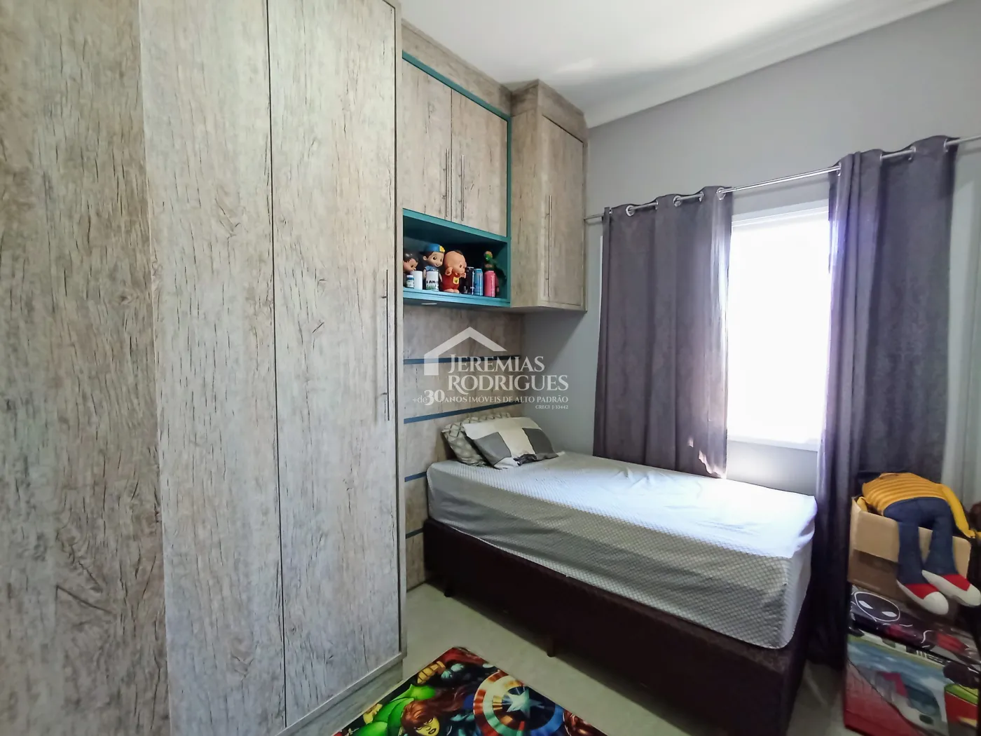 Casa para venda com 3 dormitórios no Condomínio Residencial Tecoara em Taubaté/SP