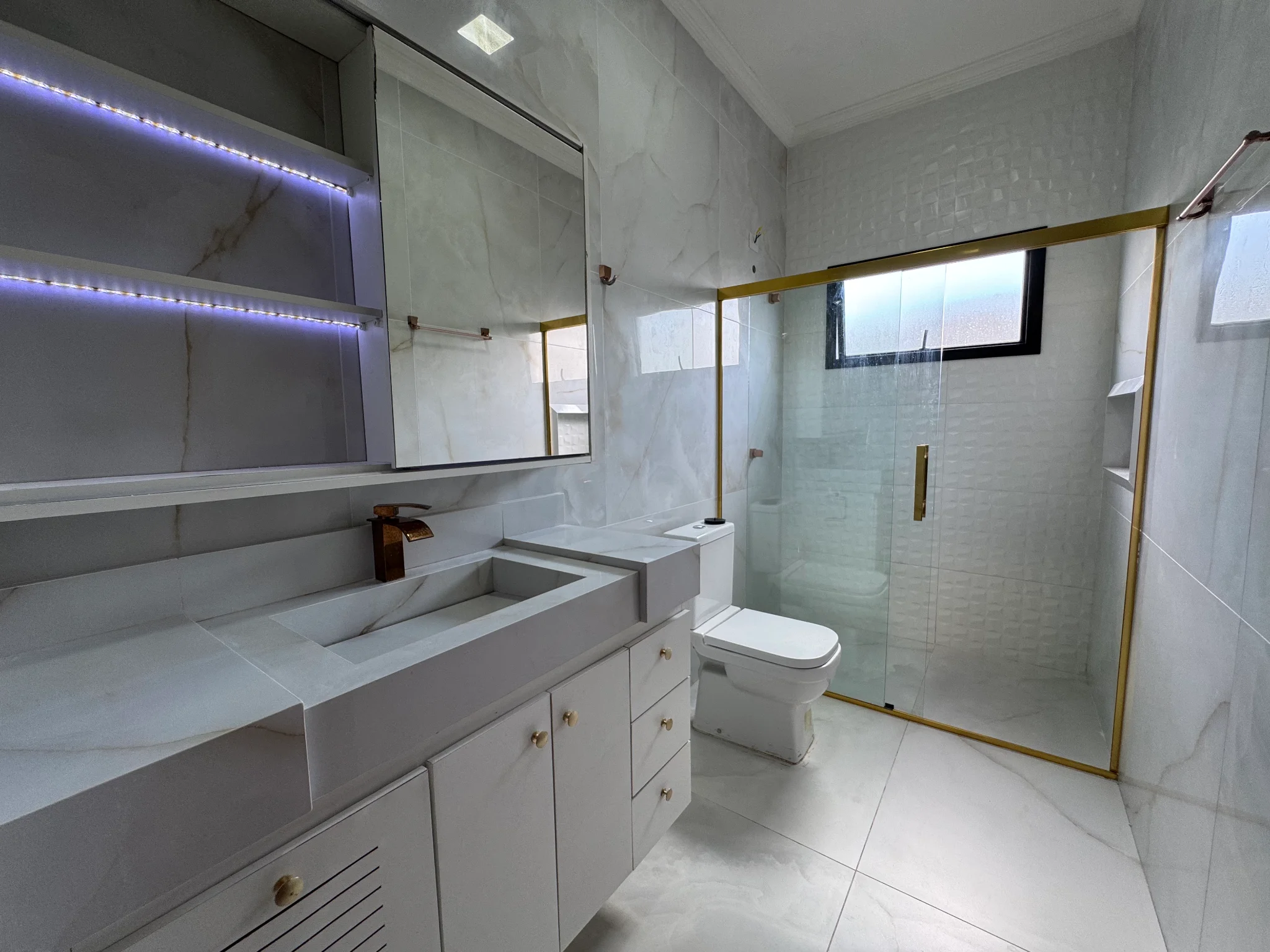 Casa para locação no Condomínio Villa di Vitta em Taubaté/SP. 