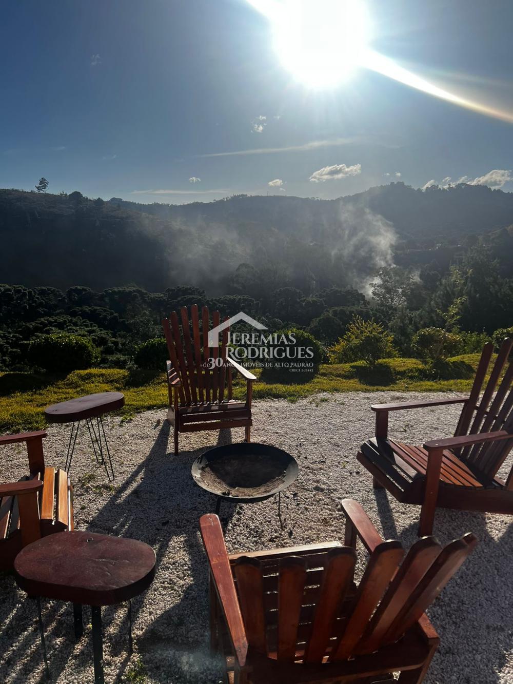 Linda Pousada em Campos do Jordão com uma vista privilegiada