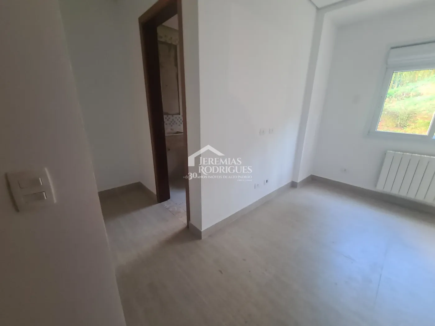 Apartamento para venda com 3 dormitórios no Condomínio Vila Americana em Campos do Jordão/SP