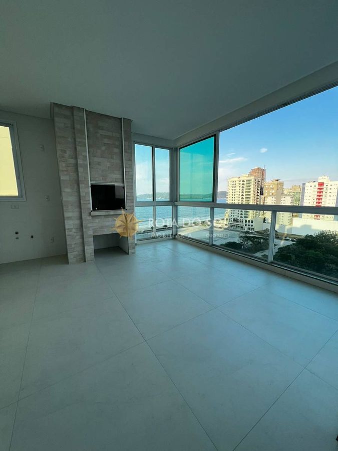 Helsinki apartamento quadra mar 4 suítes na Meia Praia — foto 4