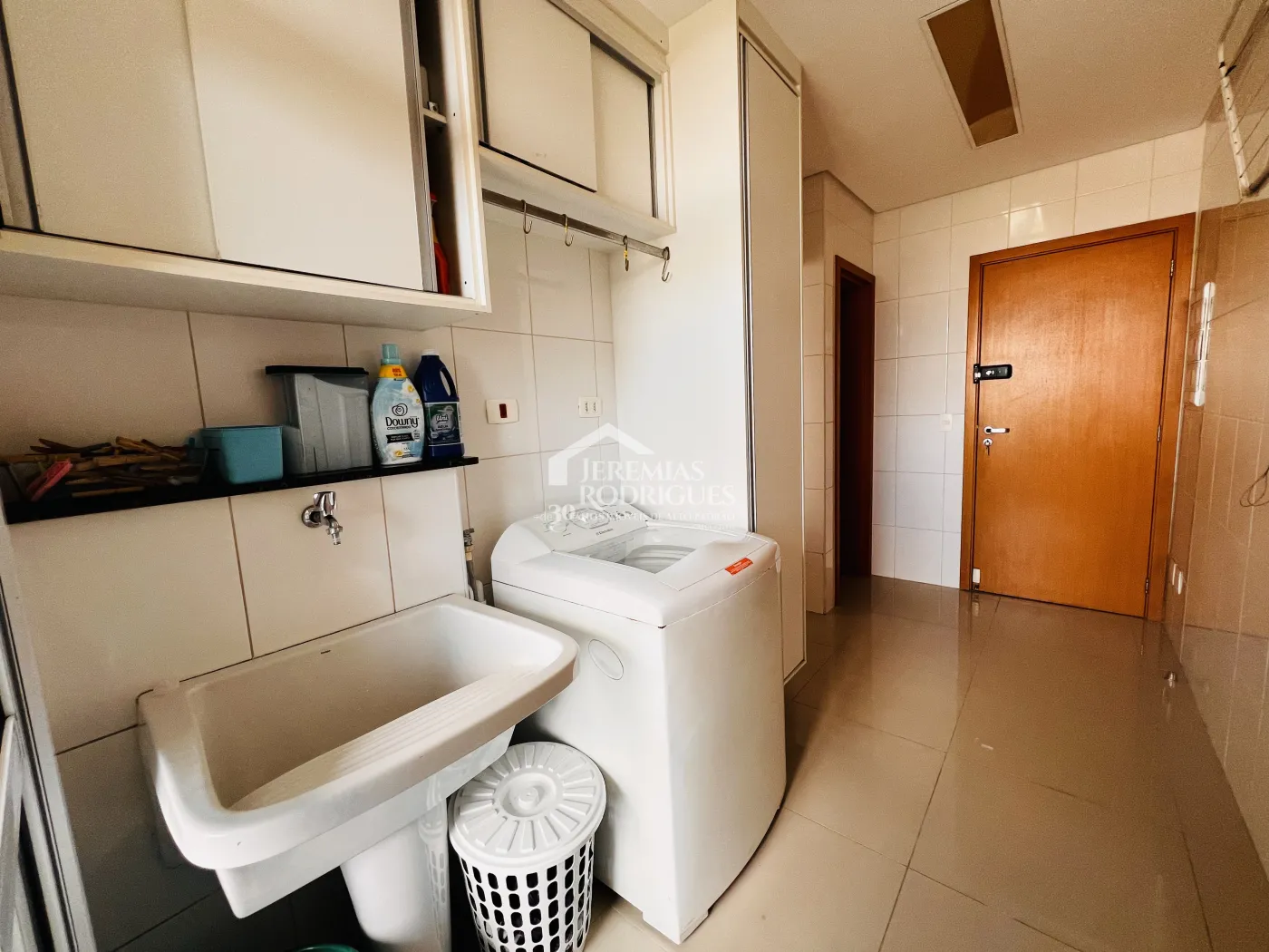 Apartamento para venda com 3 suítes no Condomínio Residencial Renaissance em Taubaté/SP