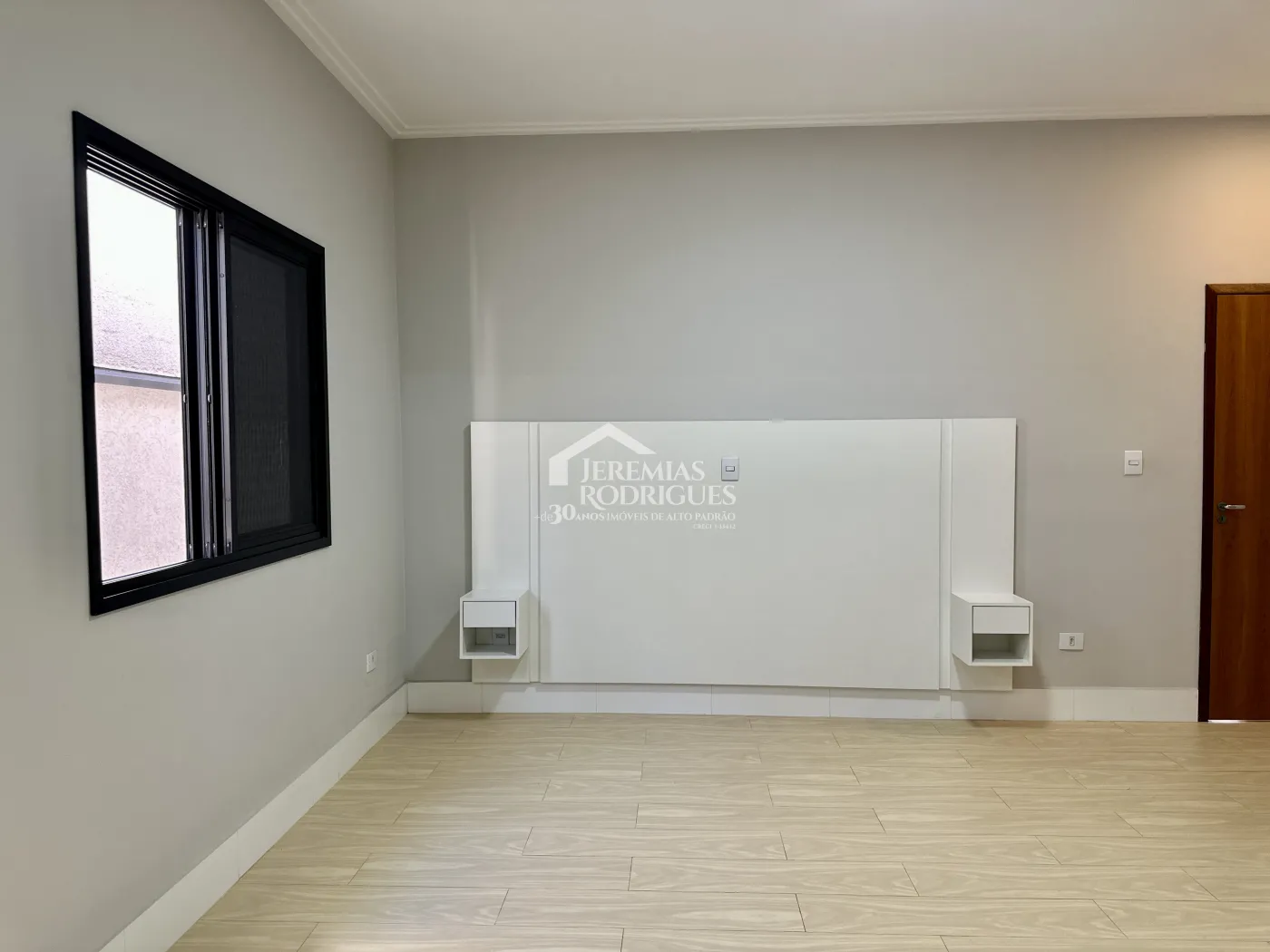 Casa para locação com 3 dormitórios no Condomínio Parque das Araucárias em Tremembé/SP