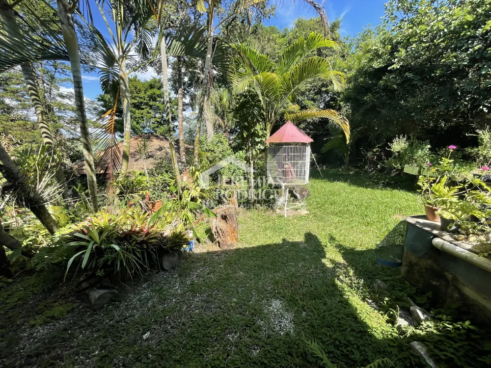 Chácara com 3 quartos, 3.901 m² - Sapé I - Caçapava/SP