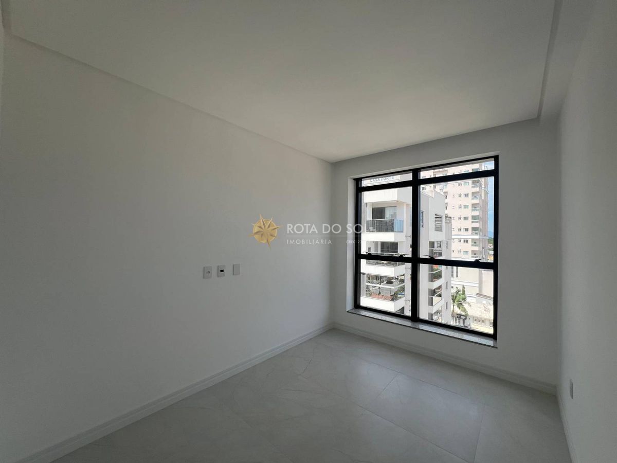 Málaga apartamento com 2 suítes e 1 vaga no Perequê — foto 8