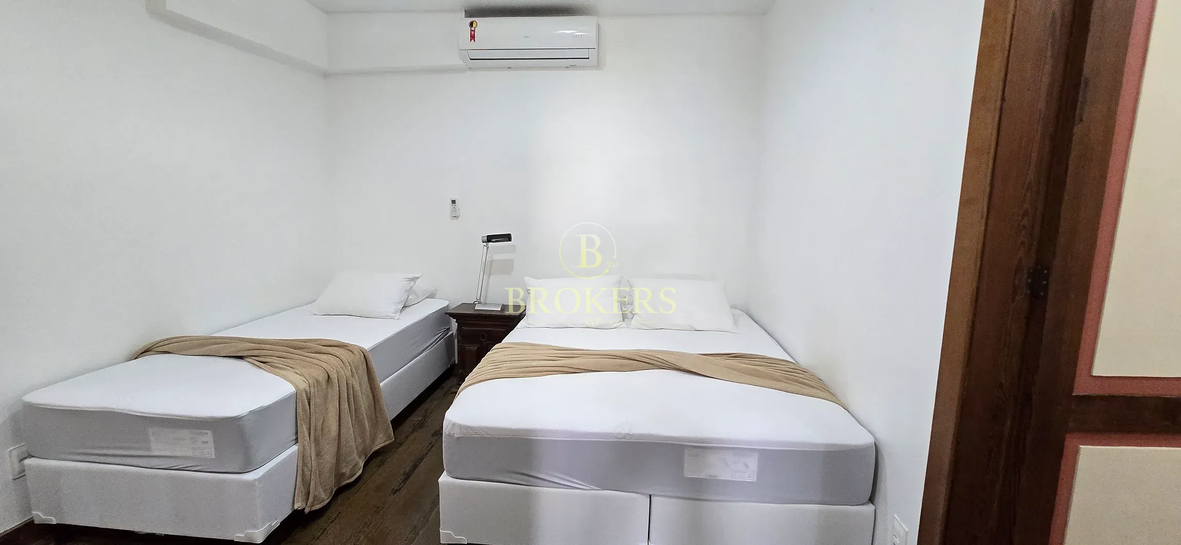 Casa Exclusiva Cercada pelo Verde com Lazer Completo e Guarita com Segurança 24 Horas — foto 31