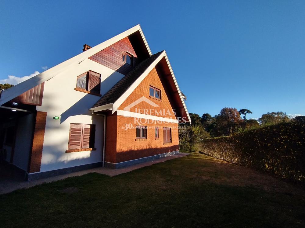 Casa com 4 suítes, 204 m² - Condomínio Jardim Véu da Noiva - Campos do Jordão/SP