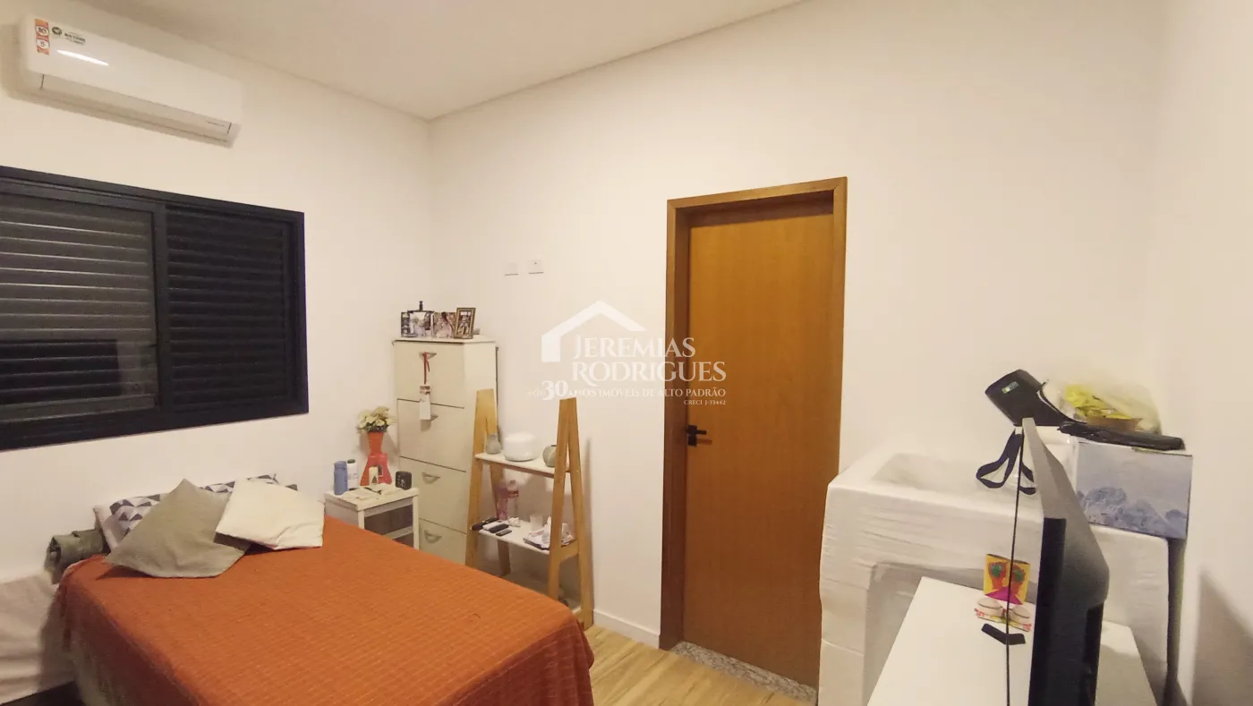 Casa à venda com 3 suítes no Condomínio Terrazzo Di Itália em Taubaté/SP.