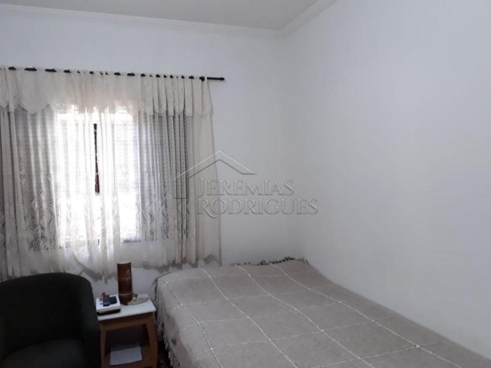 Casa à venda por R$ 680.000,00 - Pindamonhangaba/SP