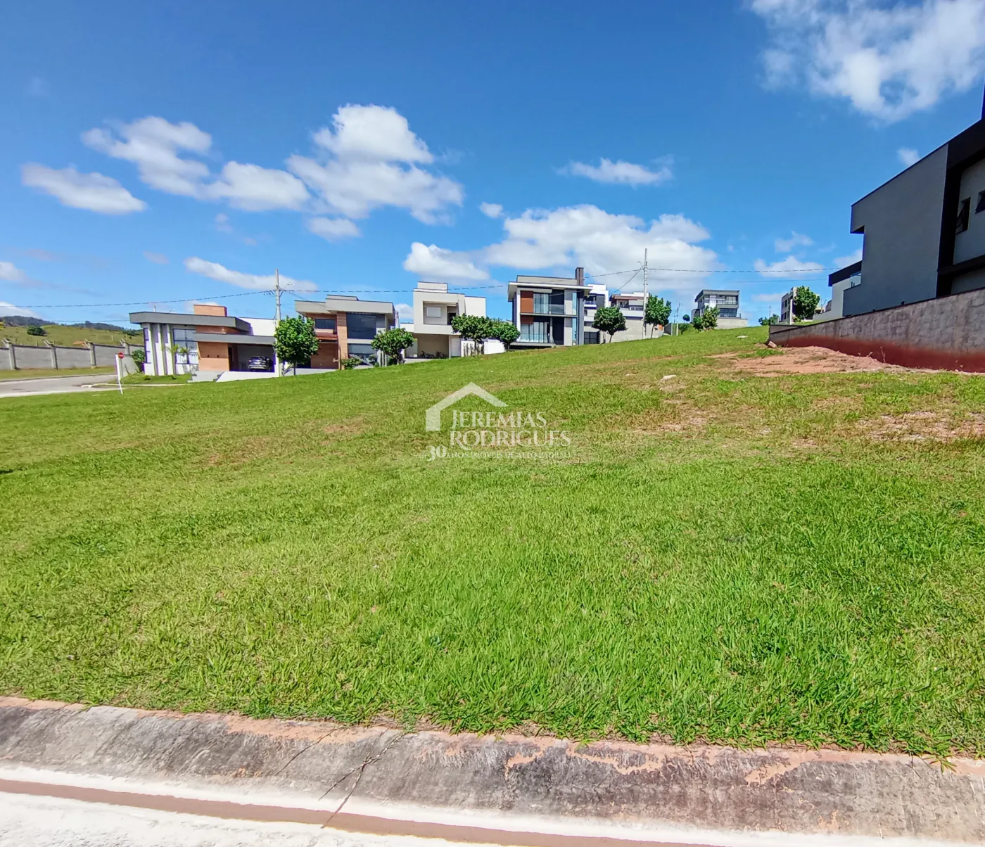 Terreno para venda com 488 m² no Condomínio Condomínio Cyrella Landscape em Taubaté/SP