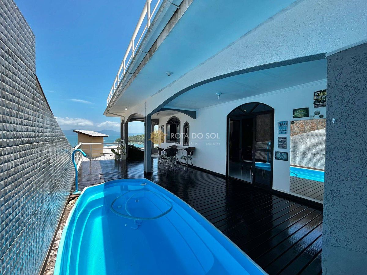 Casa Vista Mar com Piscina Privativa 4 Dormitórios e 4 Vagas em Araça Porto Belo SC — foto 7