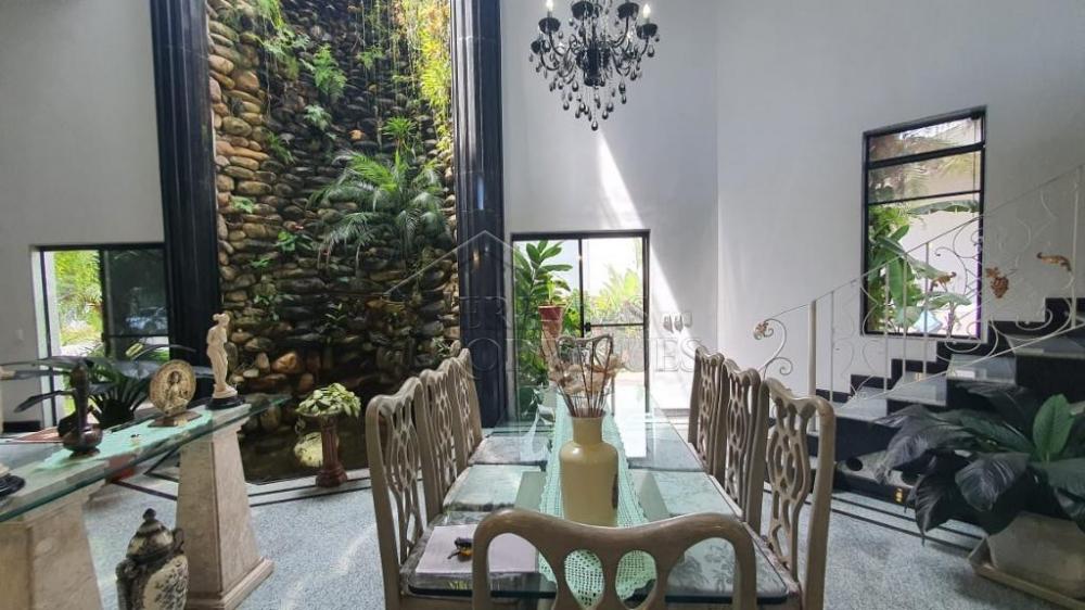 Casa à venda por R$ 3.000.000,00 - Pindamonhangaba/SP