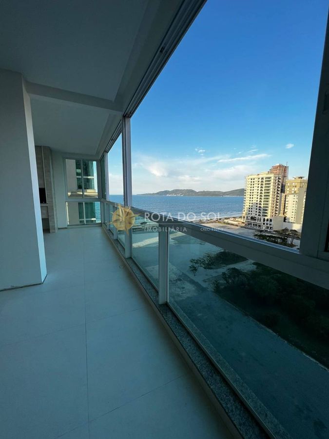 Helsinki apartamento quadra mar 4 suítes na Meia Praia — foto 8