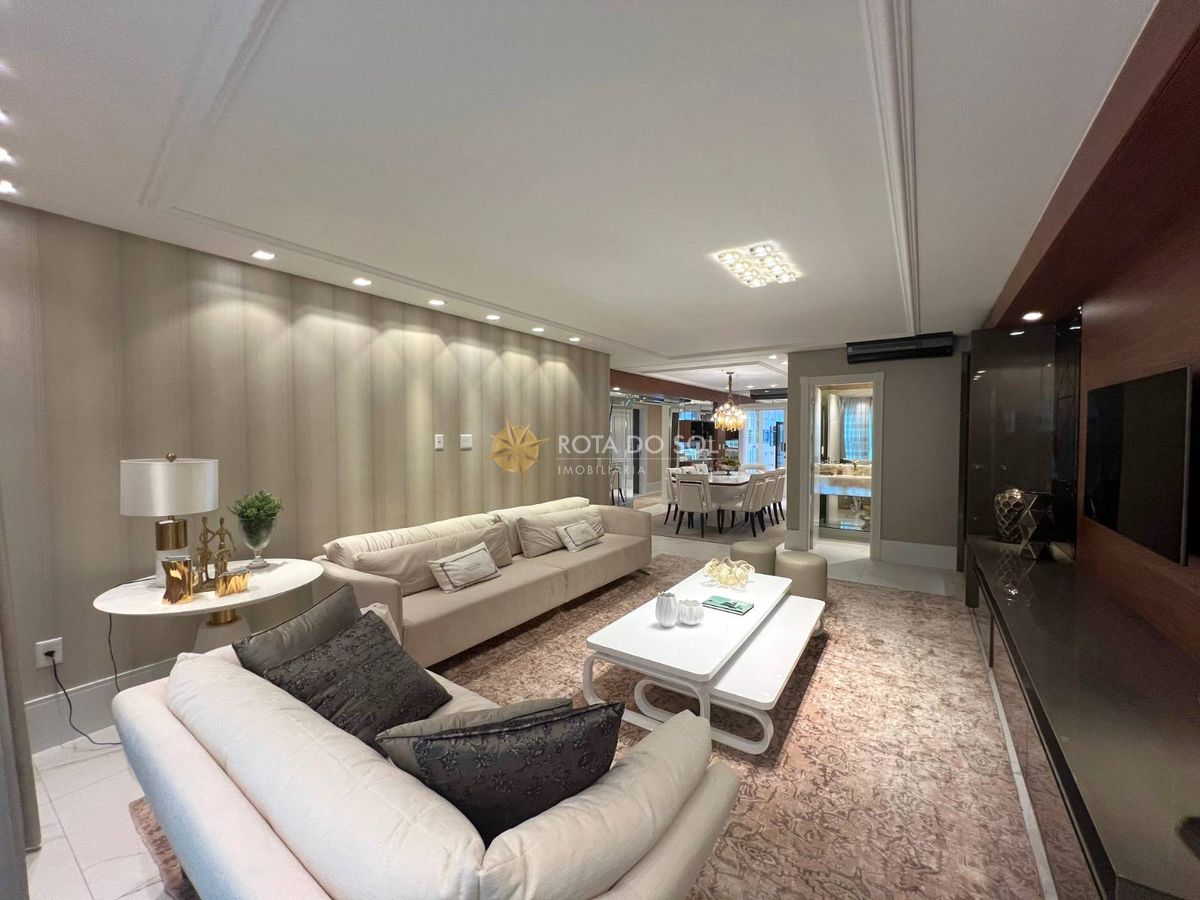 =Vogue Home Apartamento Quadra Mar 4 Suítes Meia Praia Itapema SC
