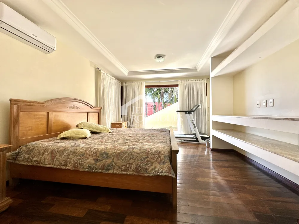 Casa com 4 quartos, 617 m² - Condomínio Taubaté Village - Taubaté/SP