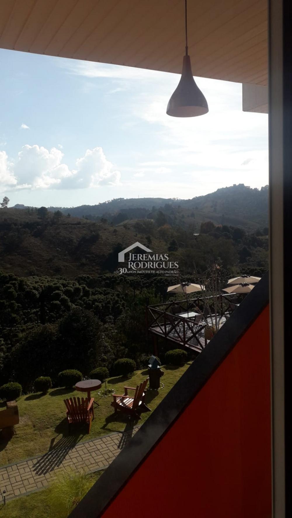 Linda Pousada em Campos do Jordão com uma vista privilegiada