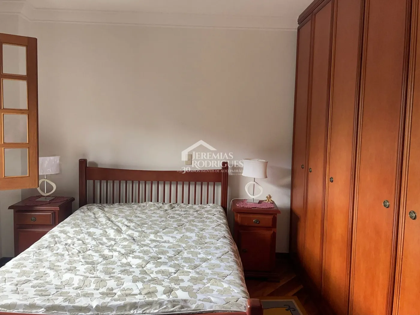Apartamento com 3 dormitórios, 186 m² -  Condomínio Nouvelle Ville - Campos do Jordão/SP