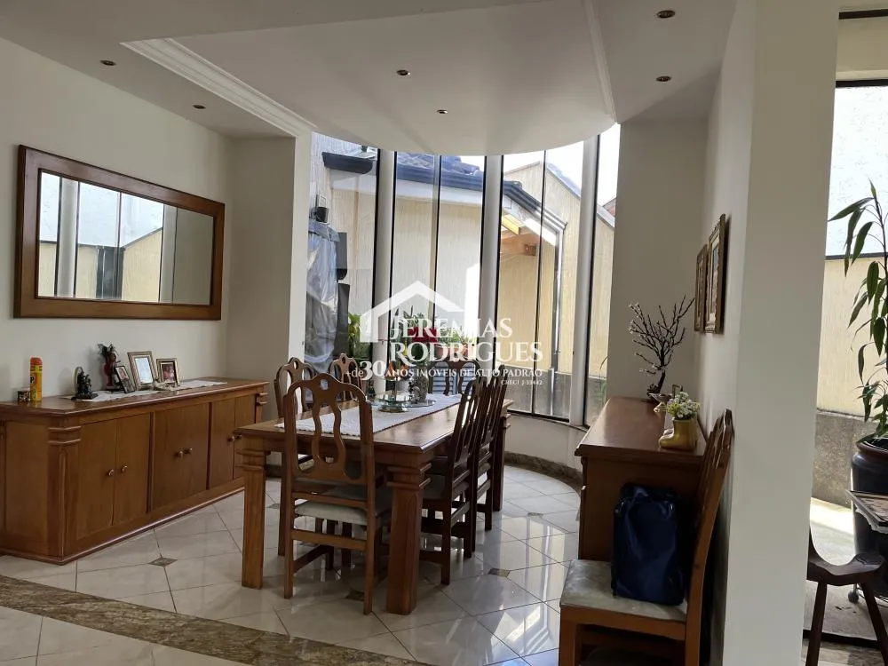 Casa de 419 m² à venda por R$ 1.800.000,00 - Taubaté/SP