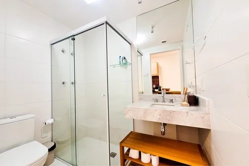 Studio Mobiliado com Varanda na Vila Mariana