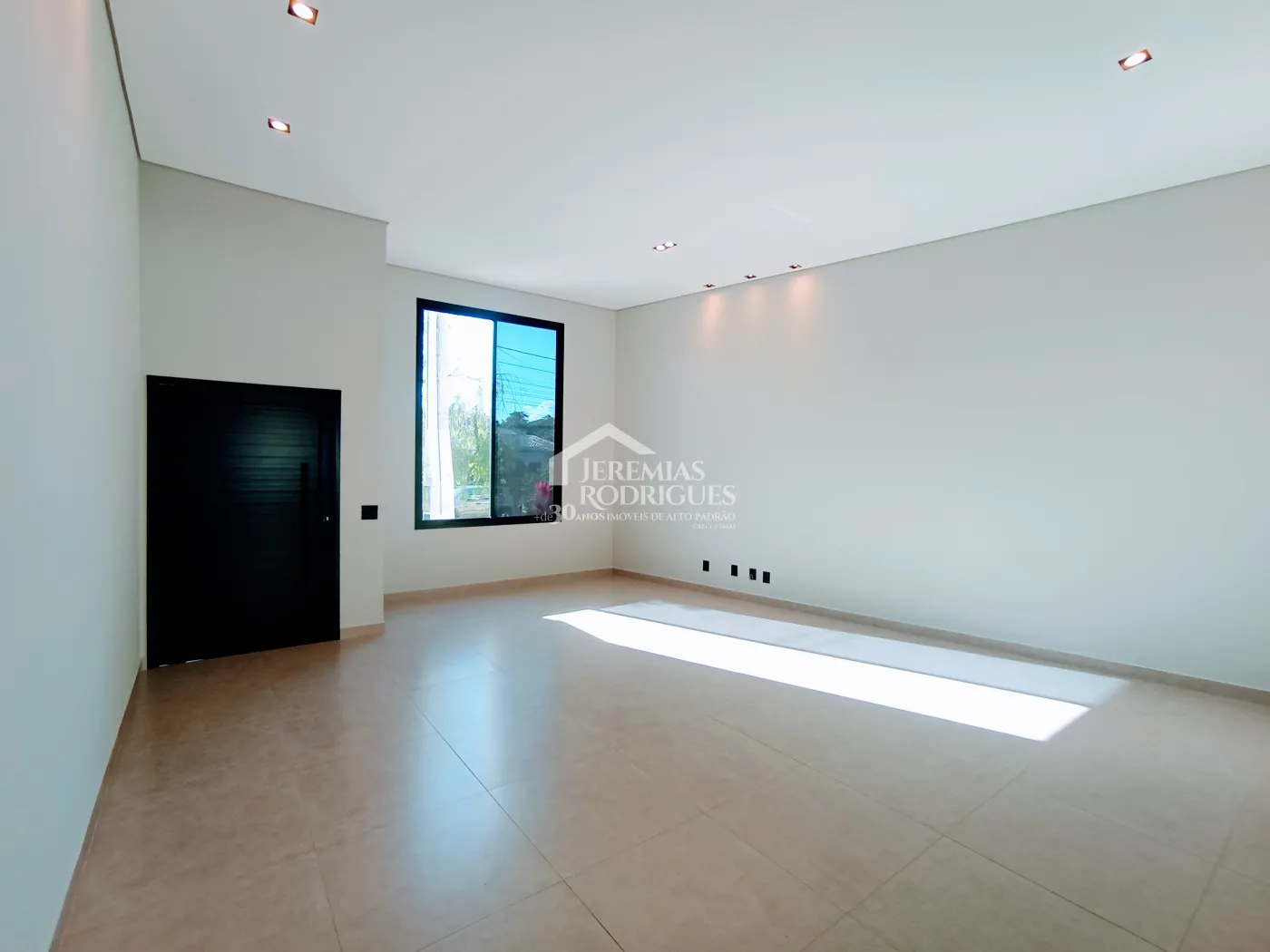 Casa para venda e locação com 3 dormitórios no Condomínio Campos do Conde II - Chambord em Tremembé/SP