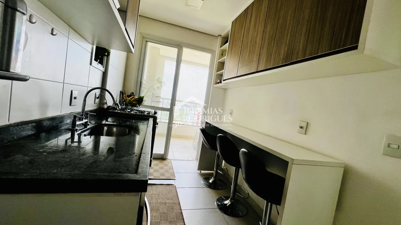 Apartamento à venda com 3 suítes, 146 m² no Edifício Vert Residence em Taubaté/SP