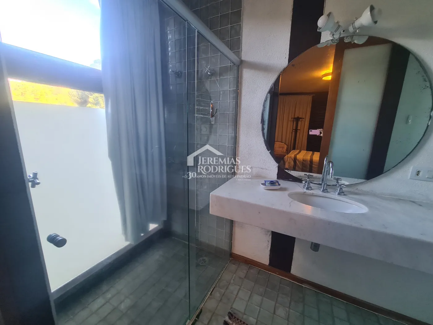 Casa à venda com 6 suítes no Condomínio Jardim Véu da Noiva em Campos do Jordão/SP