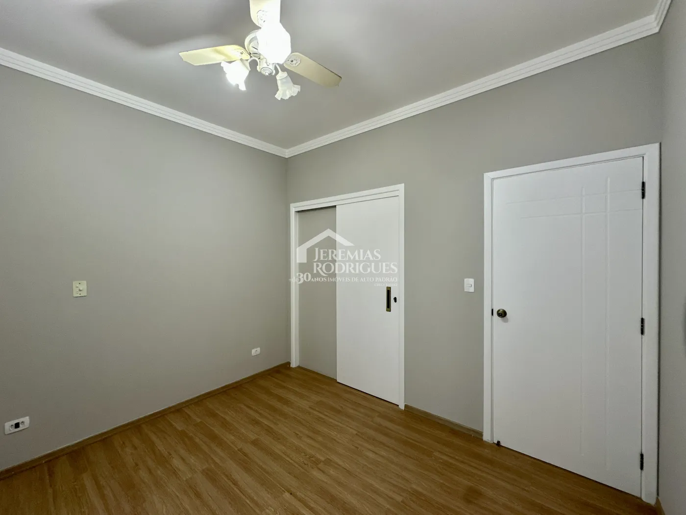 Casa com 3 dormitórios, 237 m² - Campos do Conde Chamboard - Tremembé/SP.
