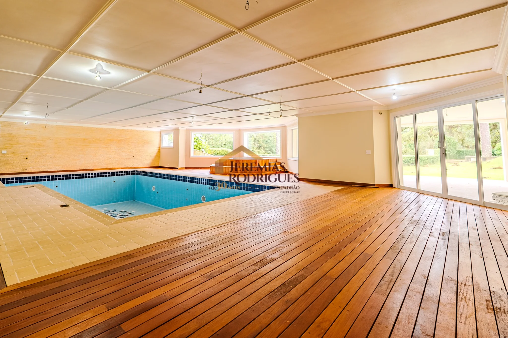 Casa à venda no Condomínio Jardim Véu das Noivas em Campos do Jordão/SP. — foto 25