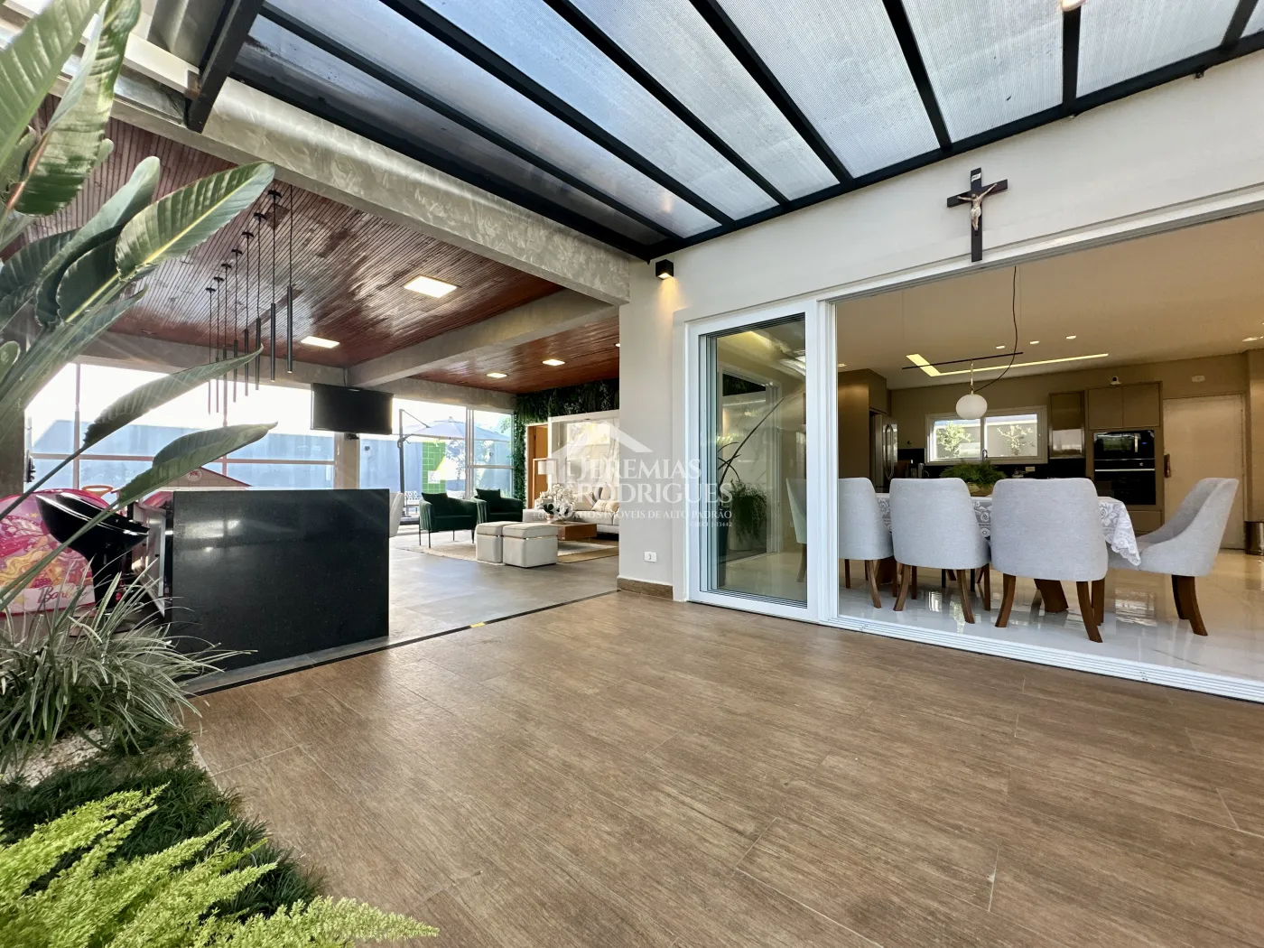 Casa com 3 suítes, 329 m² - Condomínio Ouro Ville - Taubaté/SP.