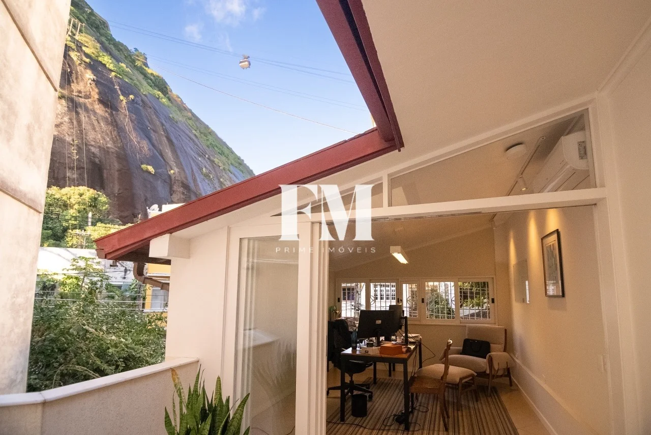 Urca | Casa Clássica | 3 Quartos (1 Suíte) | 260m² Modernizada e Sem Condomínio - foto 25